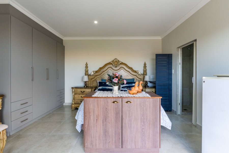 4 Bedroom Property for Sale in Seemeeu Park Western Cape